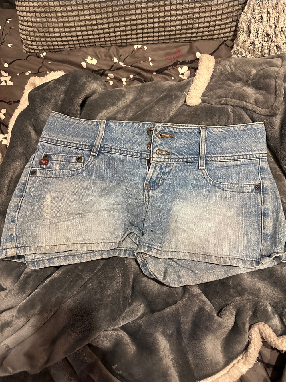 lei Light Blue Distressed Double-Button Denim Shorts